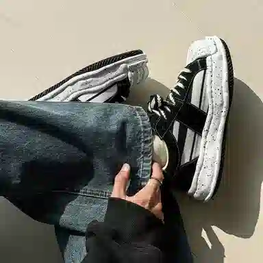 V05 Casual Thick Sole Low Top Sneakers