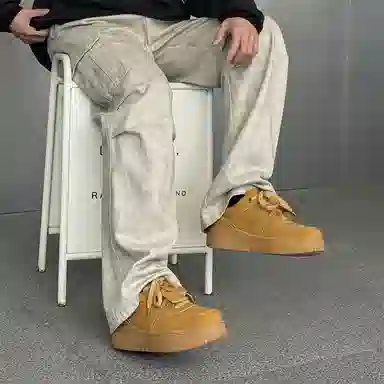 V05 Classic Retro Sneakers