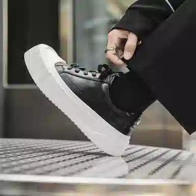 V05 Derby Shoes White