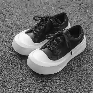 V05 Derby Shoes White