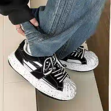 V05 Casual Thick Sole Low Top Sneakers