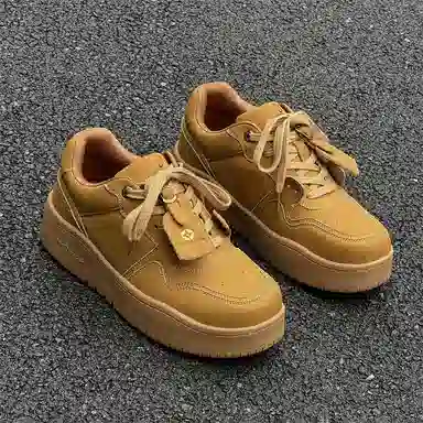 V05 Classic Retro Sneakers