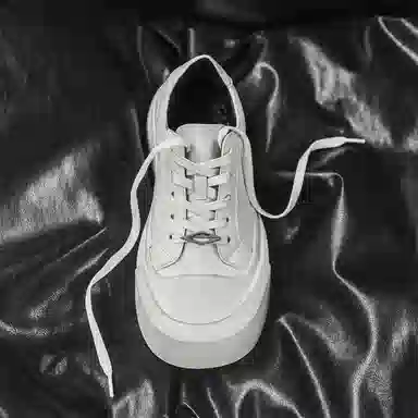 V05 Derby Shoes White