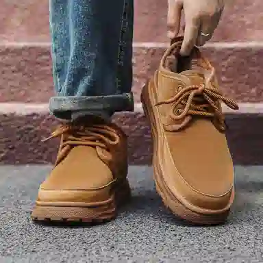 V05 Snow Boots Yellow