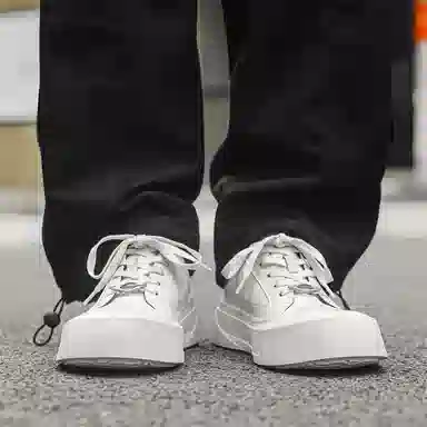 V05 Derby Shoes White