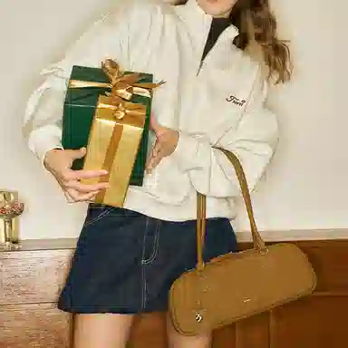 MUVA Baguette Shoulder Bag