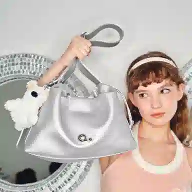 MUVA Cloud Crossbody Bag Silver/Black