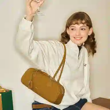 MUVA Baguette Shoulder Bag