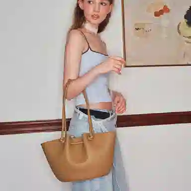 MUVA Tote