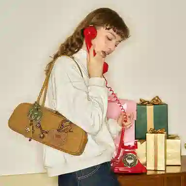 MUVA Baguette Shoulder Bag