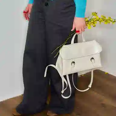 MUVA Backpack Milkshake White