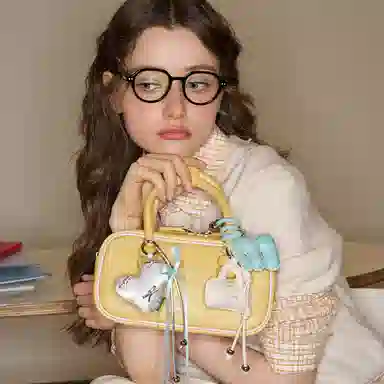 MUVA Boston Bag Medium