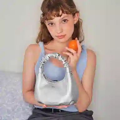 MUVA Cloud Dumpling Bag