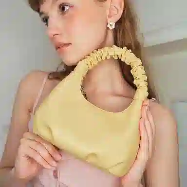 MUVA Cloud Dumpling Bag