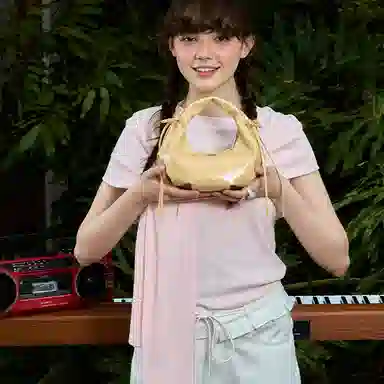 MUVA Cloud Ballet Small Handbag