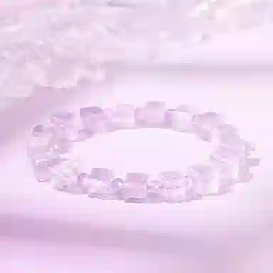 老凤祥 【紫定有钱&九紫离火】幻紫方糖 温柔新中式百搭小清新高级感 女朋友纪念生日礼盒妈妈礼盒 好运天然 紫水晶 手串 男女同款情侣款