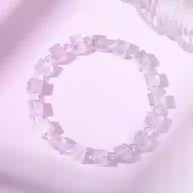 老凤祥 【紫定有钱&九紫离火】幻紫方糖 温柔新中式百搭小清新高级感 女朋友纪念生日礼盒妈妈礼盒 好运天然 紫水晶 手串 男女同款情侣款