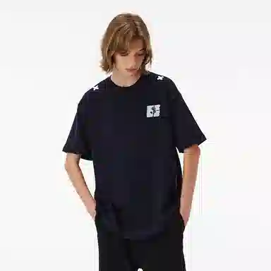 URS GGON Basic Loose Geometric Logo T-Shirt