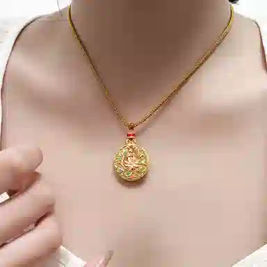 999