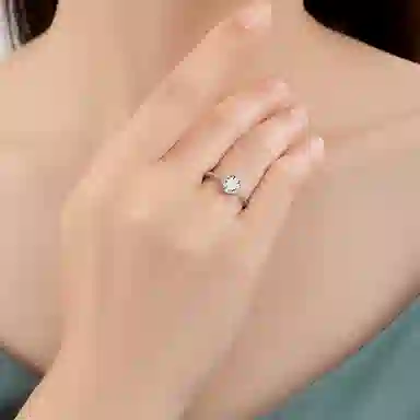 S925
