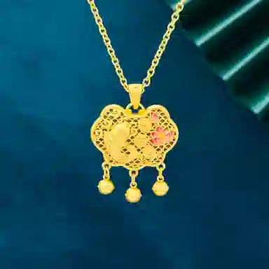 999