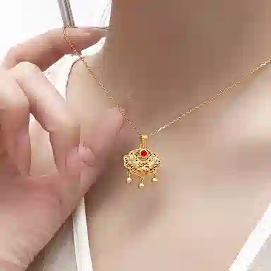 999