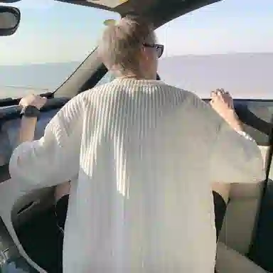 JIMIJONS T