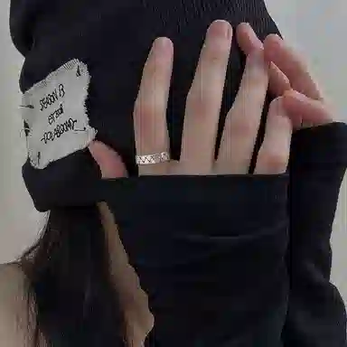 X 925