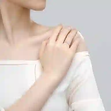 S925