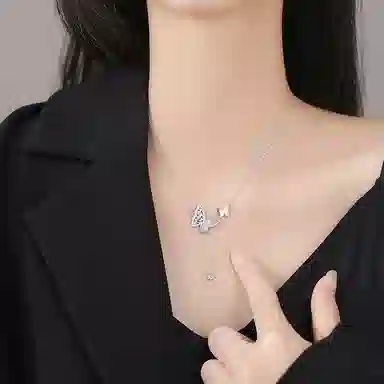 999
