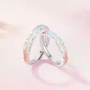 925
