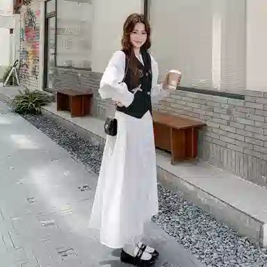 稻草人 时尚简约设计马甲连衣裙两件套裙装套装 女款