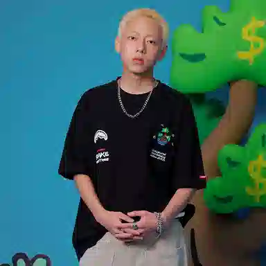 SPRAYGROUND x sgLogoT