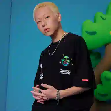 SPRAYGROUND x sgLogoT