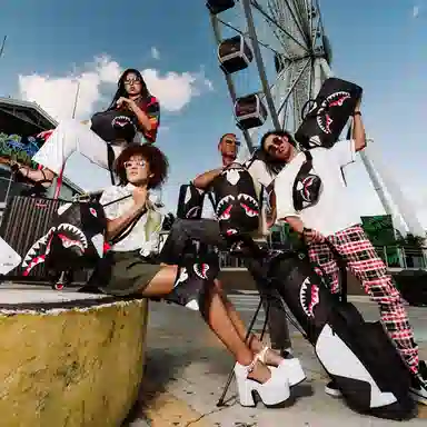 Sprayground Shark Logo Waist Bag Black