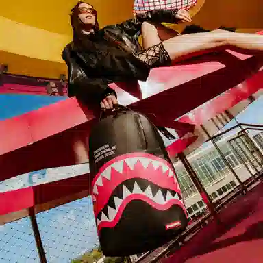 SPRAYGROUND sgLogo PVC