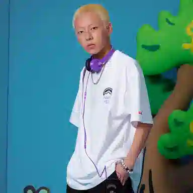 SPRAYGROUND x sgLogoT