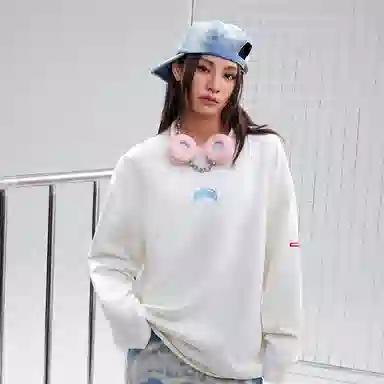 SPRAYGROUND Shark Logo Crewneck Sweatshirt