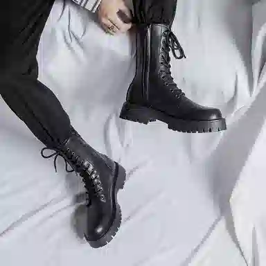 V ZERO FIVE Martin Boots Black