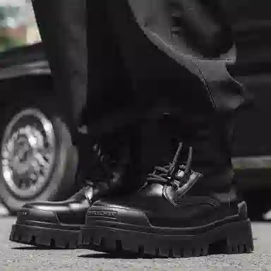 V ZERO FIVE Martin Boots Black