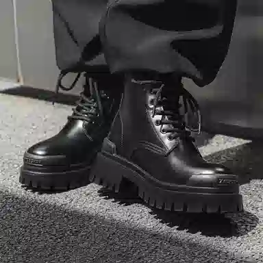 V ZERO FIVE Martin Boots Black