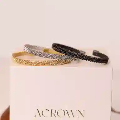 ACROWN