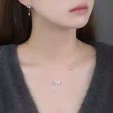 999