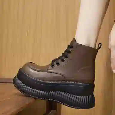 优质皮面厚底休闲百搭松糕鞋 短靴 女款