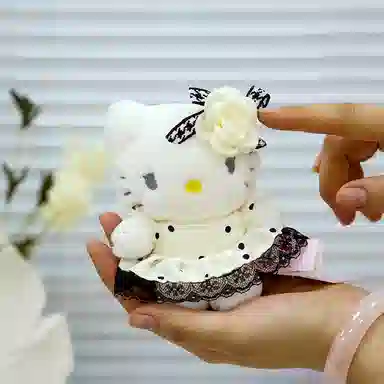 LFashion Life x Sanrio HelloKitty