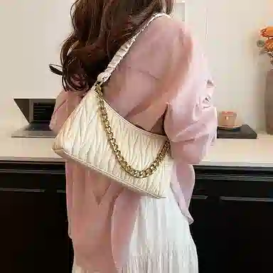 JIANGLIDA Pleated Chain Bag