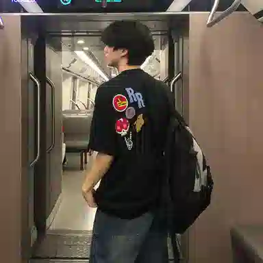 27 T