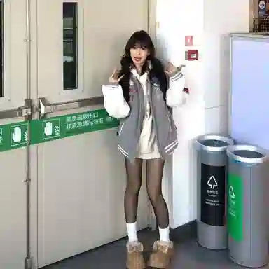 寻星记  美式潮流拼接刺绣夹克青春感与高级感并存棒球服 男女同款