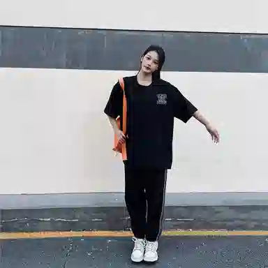 Unite Life HOODS logoT