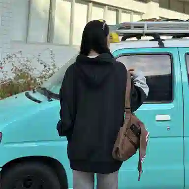 Unite Life HOODS logo